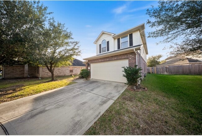 property at 18123 Hillock Glen Ln