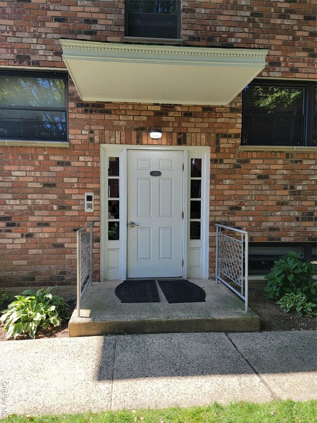property at 84 Lincoln Ave