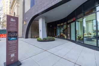 Allen in New Rochelle, NY - Foto de edificio - Building Photo