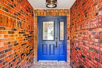 6535 Brentwood Dr. in Zephyrhills, FL - Building Photo - Building Photo