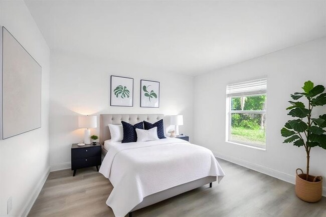 property at 3838 SW Hainlin St
