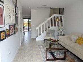 16437 SW 42nd Terrace in Miami, FL - Building Photo - Building Photo