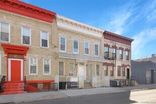 298 Cooper St, Unit 4 in Brooklyn, NY - Building Photo