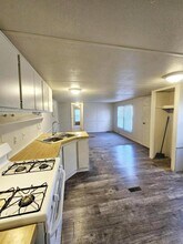 300 Medary Ave S in Brookings, SD - Building Photo - Building Photo