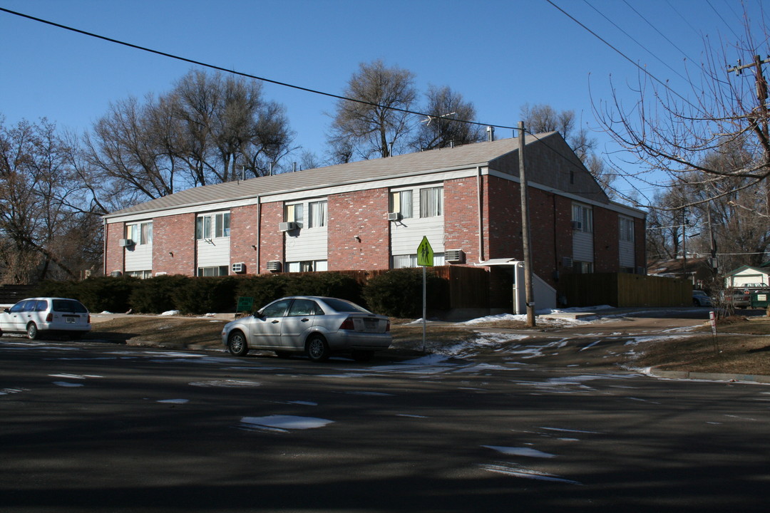 1315 12th Ave in Greeley, CO - Foto de edificio