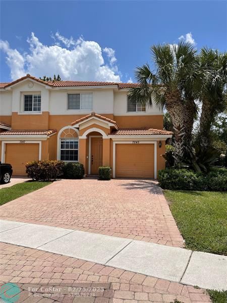 7245 Briella Dr in Boynton Beach, FL - Foto de edificio