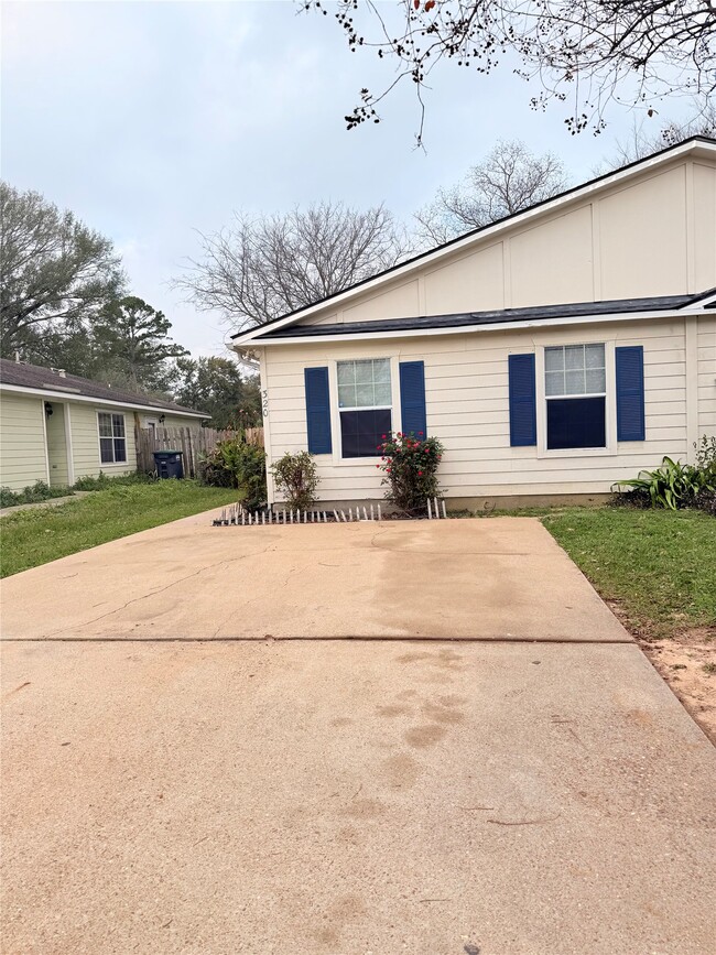 property at 320 Willowick St