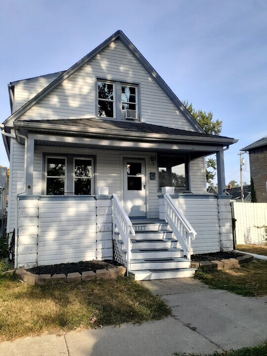1117 3rd St in Wyandotte, MI - Building Photo