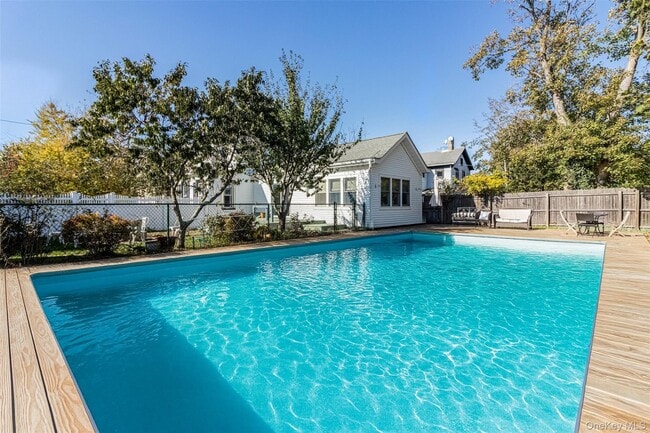 property at 312 5th Ave