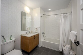 10 Provost St in Jersey City, NJ - Foto de edificio - Building Photo