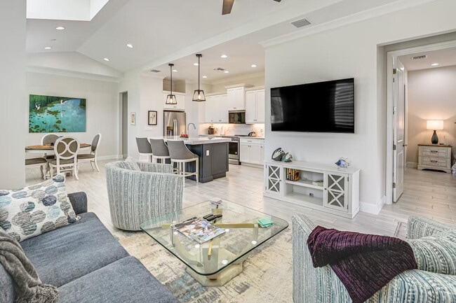 property at 6983 Saona CT