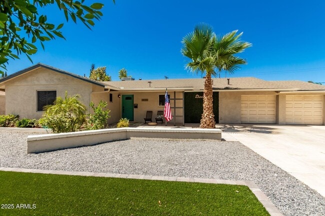 4030 E Catalina Dr in Phoenix, AZ - Building Photo - Building Photo