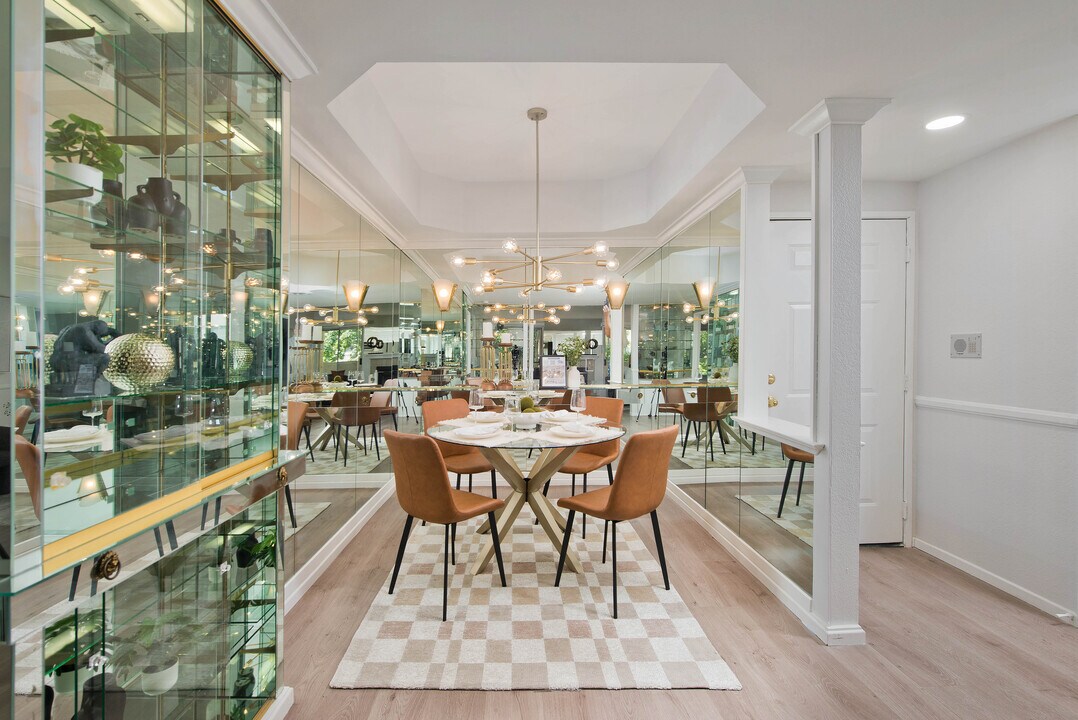 14347 Albers St, Unit Apt 206 in Los Angeles, CA - Foto de edificio