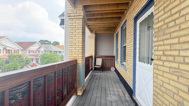 40 W 17th St in Bayonne, NJ - Building Photo - Building Photo