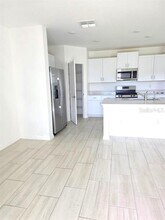 2554 Leonia Ln in Zephyrhills, FL - Building Photo - Building Photo