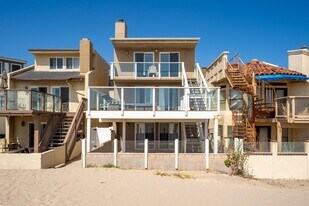 305 Ocean Dr in Oxnard, CA - Building Photo