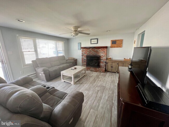 314 Coral St in Beach Haven, NJ - Building Photo - Building Photo