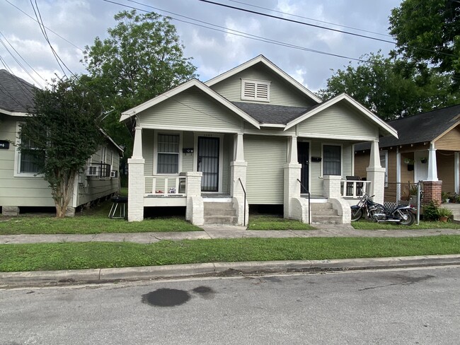 3224 McGowen St in Houston, TX - Building Photo - Building Photo