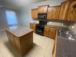 14445 Timberdale Dr in Choctaw, OK - Foto de edificio - Building Photo