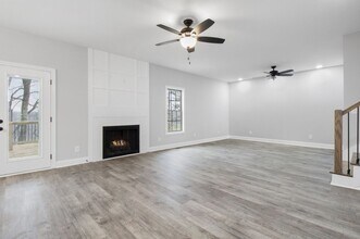 2125 Powell Rd in Clarksville, TN - Building Photo - Building Photo