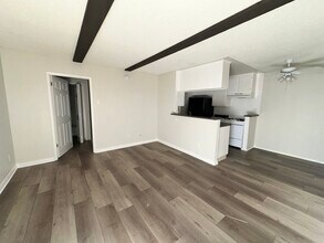 Saticoy Carriage House in Canoga Park, CA - Building Photo - Building Photo