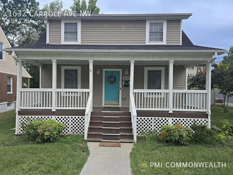 1632 Carroll Ave NW in Roanoke, VA - Building Photo