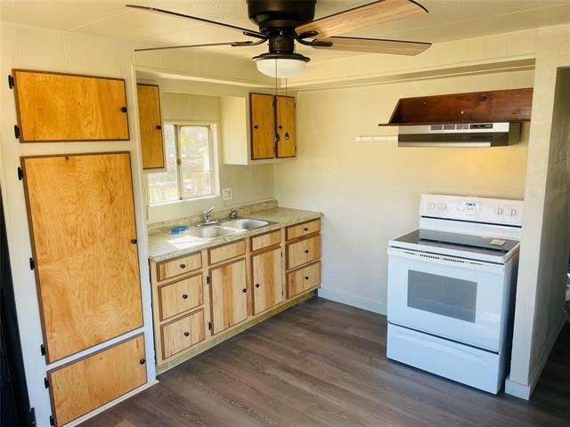 property at 11556 FM 751