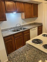 7709 Rolling Ridge Dr in Houston, TX - Building Photo