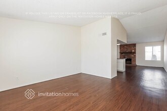 726 W Laguna Azul Ave in Mesa, AZ - Building Photo - Building Photo