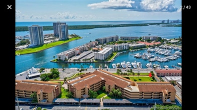 1030 US-1 in North Palm Beach, FL - Foto de edificio - Building Photo