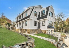 200 Main St in Eastchester, NY - Building Photo