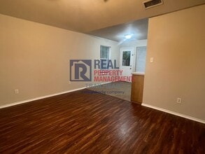 125 Stewart Bend Ct in Azle, TX - Building Photo - Building Photo
