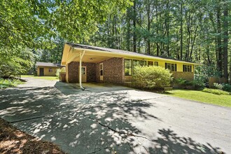 7616 Secluded Acres Rd in Apex, NC - Building Photo - Building Photo