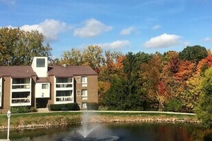 The Vineyards in Broadview Heights, OH - Building Photo