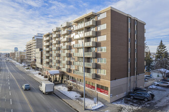 The Vue in Calgary, AB - Building Photo - Building Photo
