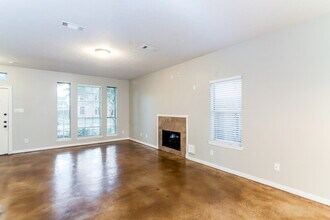 18930 Forest Trace Dr in Humble, TX - Building Photo - Building Photo