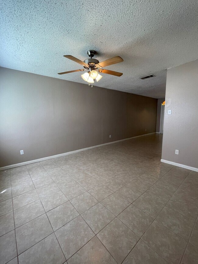 1208 Monroe Loop in Killeen, TX - Building Photo - Building Photo
