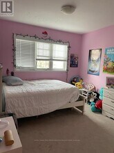 158 W Oak Trl in Kitchener, ON - Building Photo - Building Photo