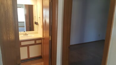 3407 E Covington St in Springfield, MO - Building Photo - Building Photo