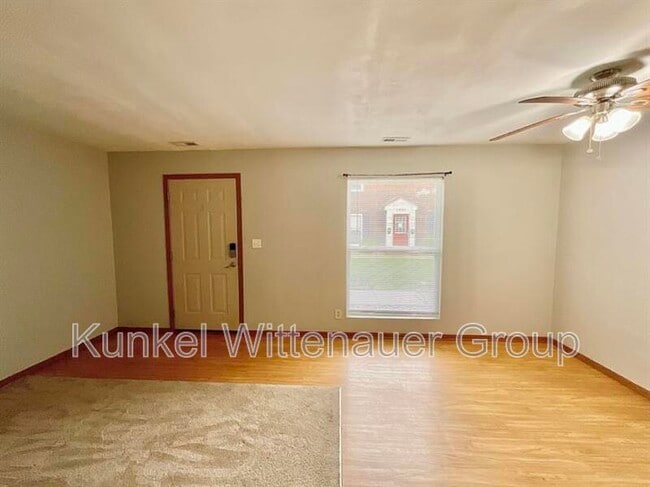 1804 Jamestown Rd in Belleville, IL - Building Photo - Building Photo