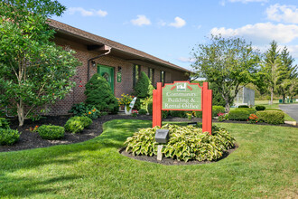 Pikeview Manor Apartments in Beckley, WV - Foto de edificio - Building Photo