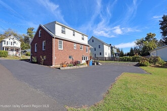 208 Lucas Ave in Kingston, NY - Building Photo - Building Photo