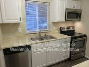 4719 109th St SW in Lakewood, WA - Building Photo - Building Photo