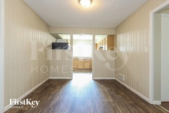 544 N Aldine St in Elgin, IL - Foto de edificio - Building Photo