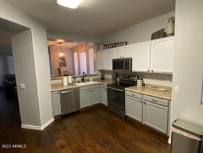 15221 N Clubgate Dr in Scottsdale, AZ - Building Photo - Building Photo