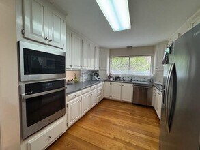 192 Kings Row NE in Marietta, GA - Building Photo - Building Photo