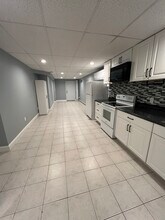 655 Middle Country Rd in Coram, NY - Building Photo - Building Photo