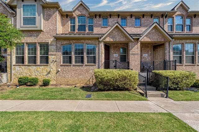 property at 2559 Adam Ln