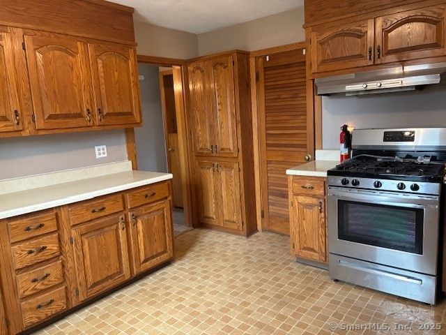 54 Elm St in Enfield, CT - Building Photo - Building Photo