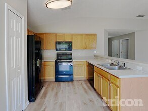 500 Prosperity Lake Dr, Unit 4 in St. Augustine, FL - Building Photo - Building Photo